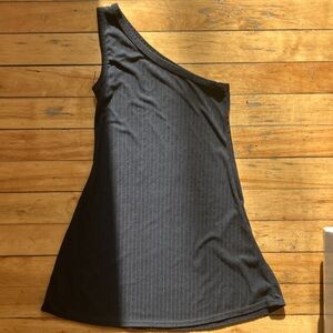 Elegant Black One-Shoulder Dress